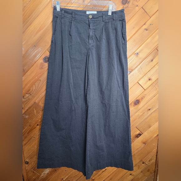 By Anthropologie Charcoal Gray Mid-Rise Pleated Trousers Size 6 - Picture 3 of 6